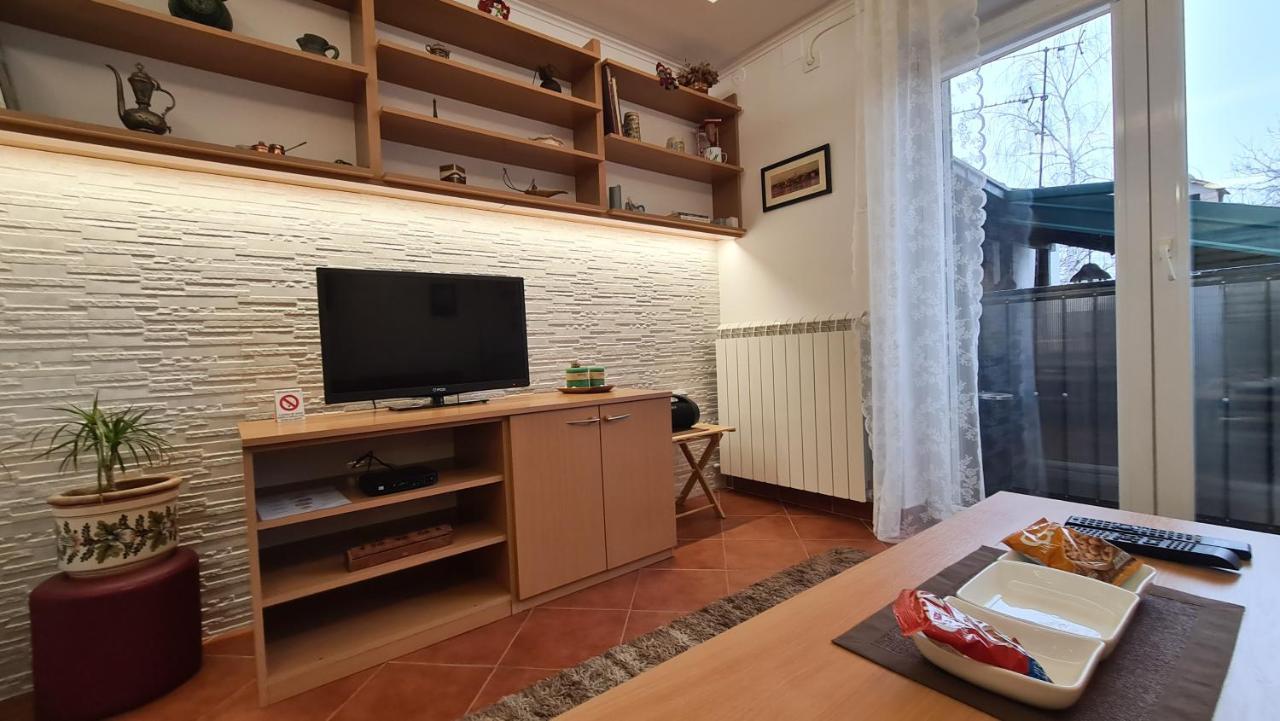 Apartment Akacija Gardens 贝尔格莱德 外观 照片