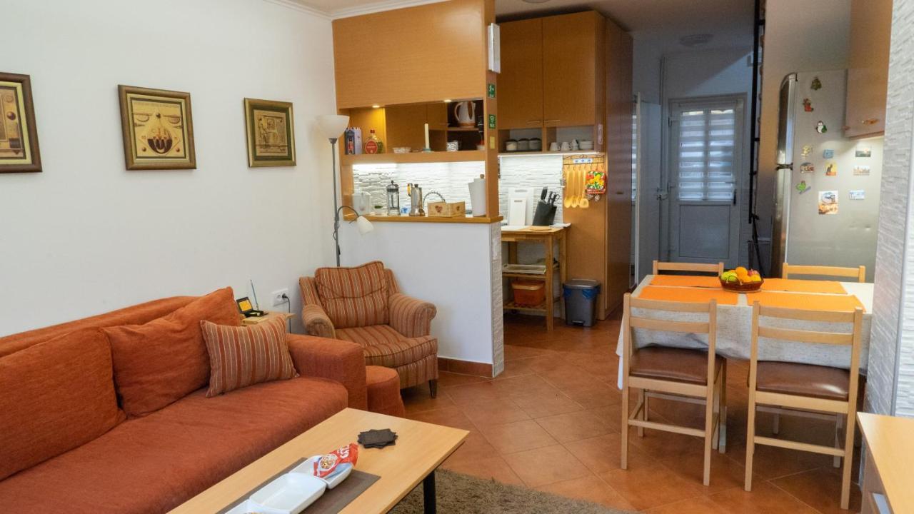 Apartment Akacija Gardens 贝尔格莱德 外观 照片