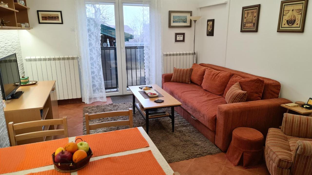 Apartment Akacija Gardens 贝尔格莱德 外观 照片