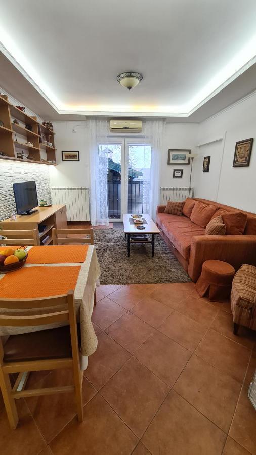Apartment Akacija Gardens 贝尔格莱德 外观 照片
