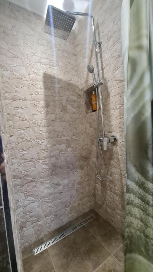 Apartment Akacija Gardens 贝尔格莱德 外观 照片