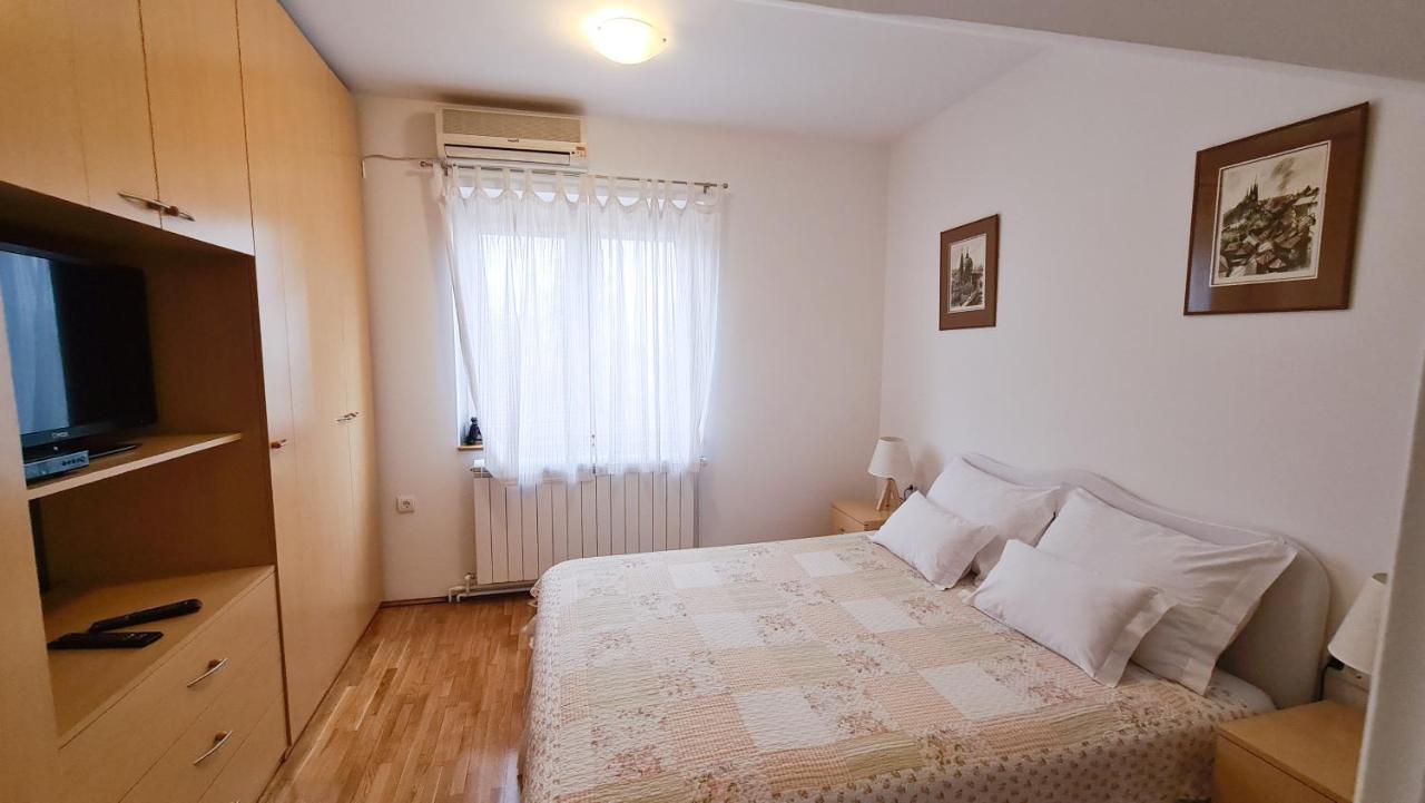 Apartment Akacija Gardens 贝尔格莱德 外观 照片